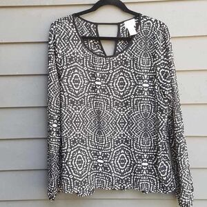 Eyelash Couture Black White Print Blouse size XL